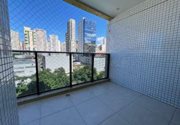 Oportunidade apartamento de 3 quartos no costa azul dependência 02 vagas