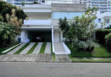 Casa com 6 quartos em alphaville salvador 1 piscina e espaço gourmet