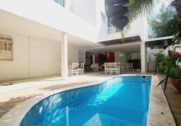 Casa a venda 5 quartos em alphaville salvador 1 residencial itapuã com piscina e área gourmet