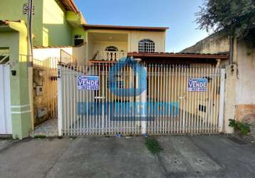 Casa à venda com dois dormitórios, bairro santa rita, governador valadares
