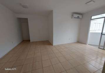 Apartamento à venda no bairro trindade em florianópolis