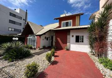 Casa para venda em palhoça, pagani, 4 dormitórios, 2 suítes, 3 banheiros, 1 vaga