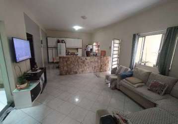 Casa com 4 dormitórios à venda, 220 m² por r$ 1.100.000,00 - jardim caxambu - jundiaí/sp