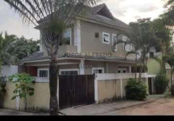 Casa em condomínio fechado com 2 quartos à venda na avenida gaspar de lemos, guaratiba, rio de janeiro por r$ 320.000