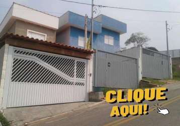 Casa fora de condomínio em cotia bairro do furquim