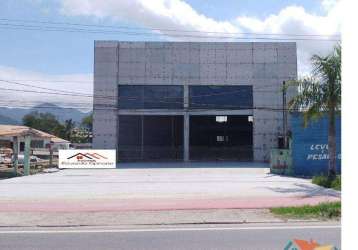 Galpão amplo para alugar na avenida / rodovia caragua x são sebastião