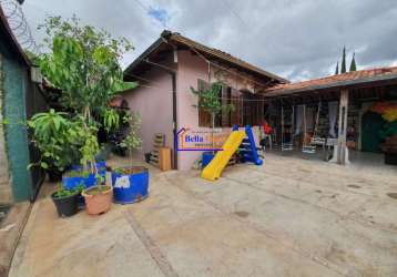 Casa com 3 quartos à venda na rua laurindo rabelo, santa mônica, belo horizonte por r$ 750.000