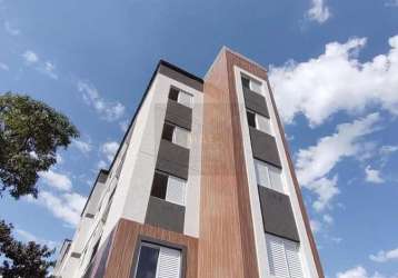 Apartamento novo com 02 dormitórios no horto