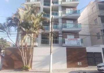 Linda casa/apartamento tipo garden com amplo quintal em condomínio no jardim são paulo