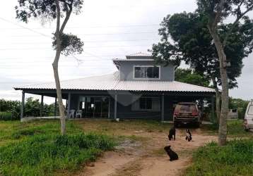 Chácara com 3 quartos à venda em área rural de são pedro da aldeia - rj