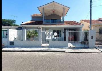 Casa com 3 quartos à venda na rua santa maria, 195, são sebastião, palhoça, 145 m2 por r$ 750.000