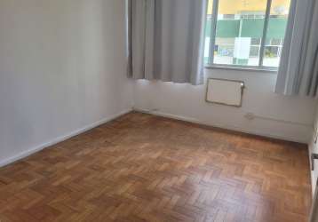 Apartamento 2/4 com dependência completa na barra