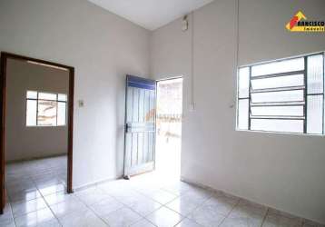 Casa à venda, 3 quartos, 2 vagas, interlagos - divinópolis/mg