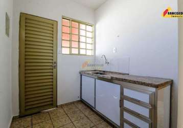 Casa para aluguel, 2 quartos, 1 vaga, residencial doutor walchir resende costa - divinópolis/mg