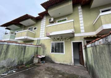 Casa duplex em saracuruna  -  duque de caxias