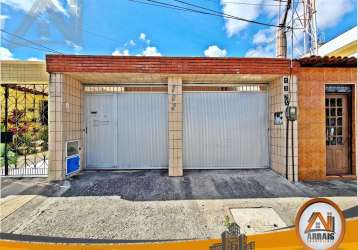 Casa com 4 dormitórios à venda, 250 m² por r$ 550.000,00 - parangaba - fortaleza/ce