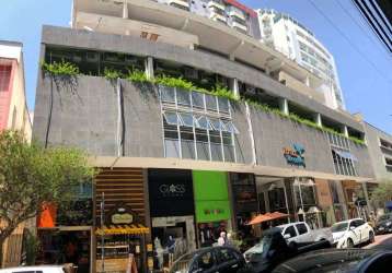 Garagem com 16 m², no braz shoppping, estuda permuta.