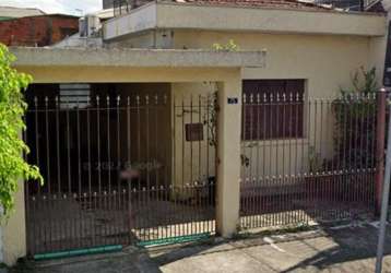 Casa térrea com 3 dormitórios, sala, cozinha, 2wc, escritório, 2 vagas.