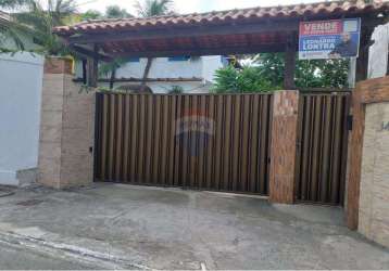 Vende-se casa de condomínio 3 dorm. no bairro peró / cabo frio-rj