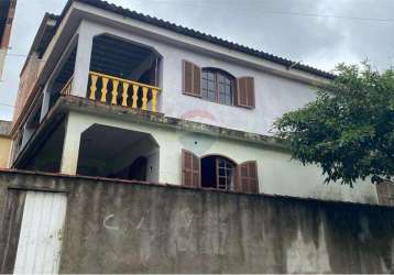 Sobrado com 2 quartos + kitnet r$ 280.000,00 no centro do bairro são joão - spa