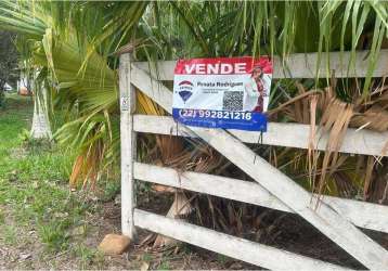 Oportunidade !!!!!sitio num condomínio rural , aqui em são pedro da aldeia com uma casa .