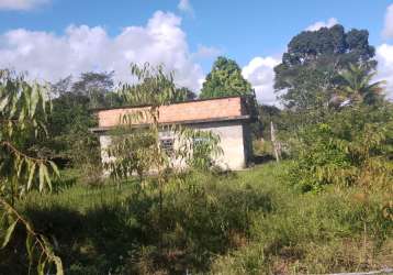 Sitio em mata de são jõao , garagens .