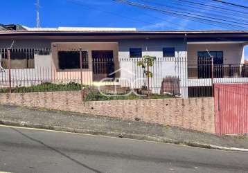 Ótima casa para locação e venda no centro