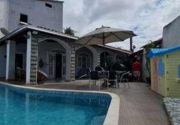 Casa espetacular com piscina e área gourmet próxima ao colégio lince