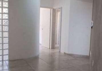 Apartamento com 2 dormitórios, podendo ser comercial ou residencial