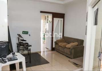 Casa à venda, 4 quartos, santa mônica - uberlândia/mg - rotina imobiliária