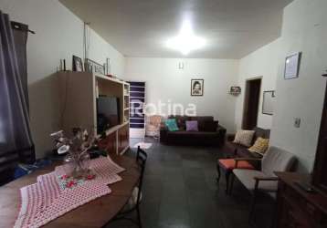 Casa à venda, 3 quartos, osvaldo rezende - uberlândia/mg - rotina imobiliária