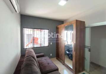 Casa à venda, 3 quartos, pacaembu - uberlândia/mg - rotina imobiliária