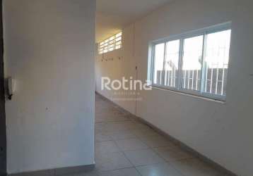 Casa comercial à venda, 4 quartos, brasil - uberlândia/mg - rotina imobiliária