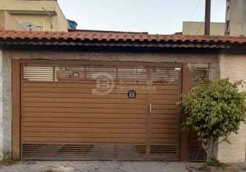 Sobrado à venda - 2 quartos e 4 vagas de garagem - vila união