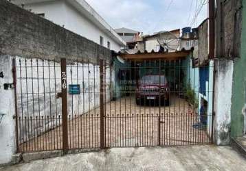 Linda casa de padrão para alugar na vila araguaia, são paulo