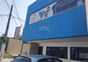 Alugo sala comercial partir de  28 m² no barro vermelho