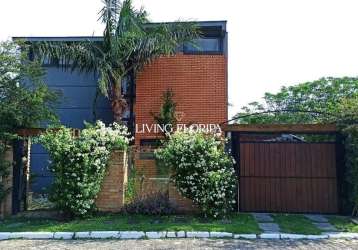 Casa em condomínio fechado com 3 quartos à venda na rua manoel pedro vieira, 810, morro das pedras, florianópolis por r$ 4.000.000