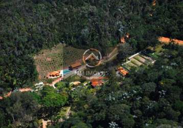 Chalé na serra do capim em teresópolis: venda por r$ 6 milhões