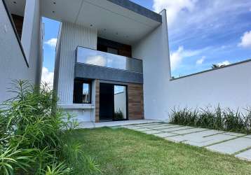 Casa para venda com 3 quartos em eusébio - ce