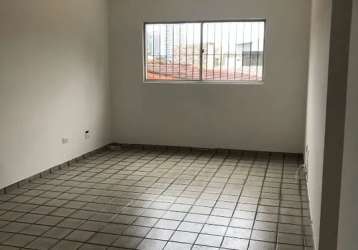 Apartamento venda possui 70 metros com 2 quartos + 1 de serviço com 1 vg na encruzilhada - recife - pe