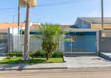 Casa térrea com edícula no bairro ganchinho