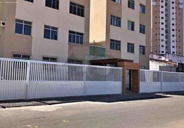 Apartamento no bairro luzia