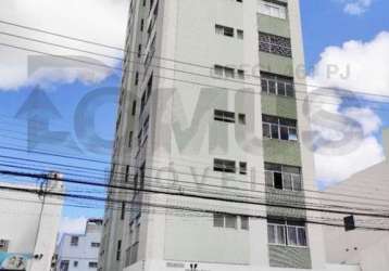 Apartamento para vender com 3 quartos, sendo 1 suíte no bairro centro em aracaju