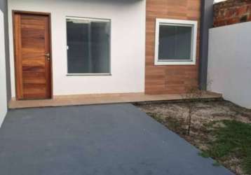 Casa para vender com 2 quartos no bairro marivan em aracaju