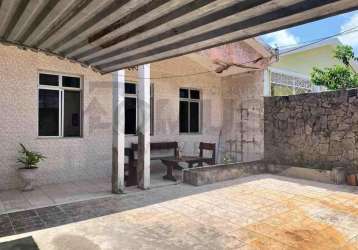 Casa para vender com 4 quartos no bairro ponto novo em aracaju