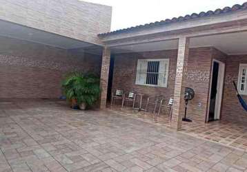 Casa para vender com 4 quartos no bairro aruana em aracaju