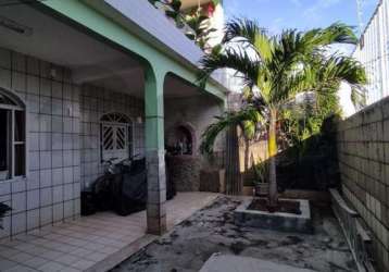 Casa para vender com 5 quartos, sendo 2 suítes no bairro são conrado em aracaju