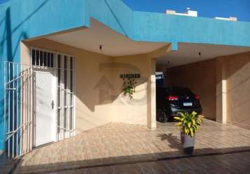 Casa para vender com 4 quartos 1 suítes no bairro coroa do meio em aracaju