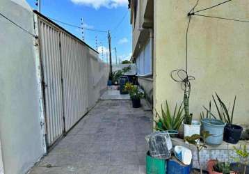 Casa para vender com 4 quartos 2 suítes no bairro luzia em aracaju