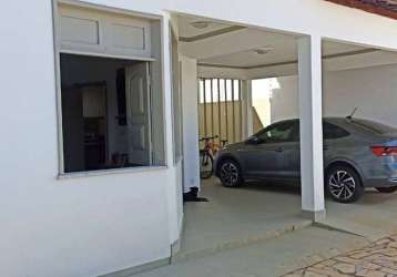 Casa para vender com 4 quartos 1 suíte no bairro coroa do meio em aracaju